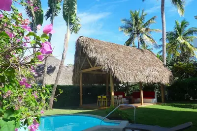 Image de Charming ocean front 3 bd villa