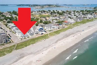 Image de Renovated Beach House with 180 degree Ocean Views, Steps to the Sand
