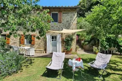 Image de Maison de vacances Petrognano pour 1 - 4 personnes avec 2 chambres à coucher - Maison de vacances
