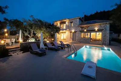 Image de Eratito - Trois Chambres Villa, Couchages 6