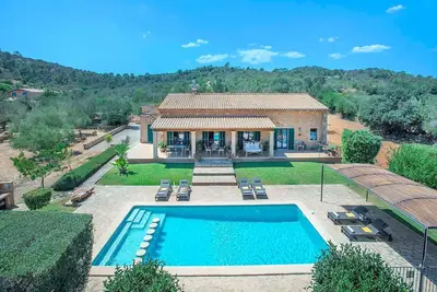 Image de Son Monavi - Trois Chambres Villa, Couchages 6