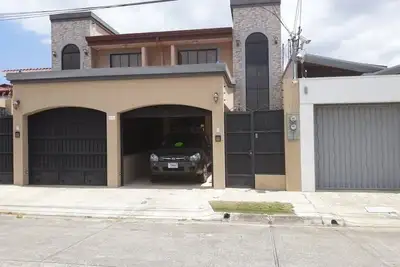 Image de 2 Bedroom Townhouse in Residential Quizarco, Santo Domingo