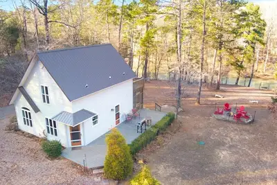Image de Crooked H Cabin On Mulberry River