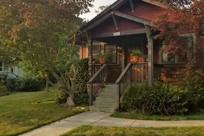 Image de Cozy Mt. Tabor Bungalow