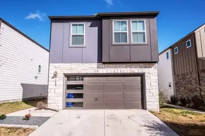 Image de Modern home w/deck - 10 minutes from airport/downtown