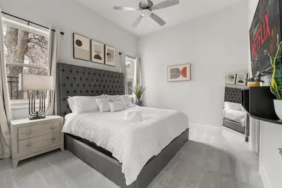 Image de Brand New Family Home Near Downtown