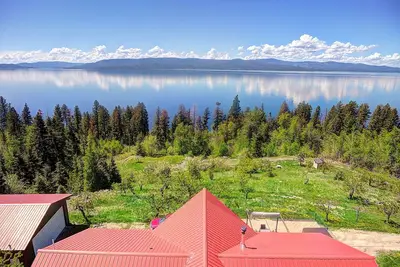 Image de Bear Dance Retreat- Private Cherry Orchard