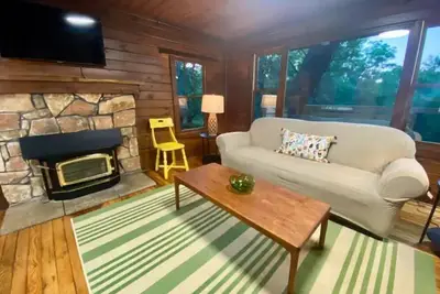 Image de Cozy Cabin in the Woods Near Berea