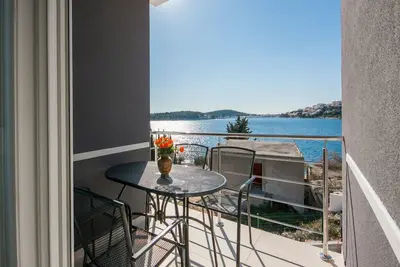 Image de Apartments Happy Holiday - Two Bedroom Apartment with Balcony