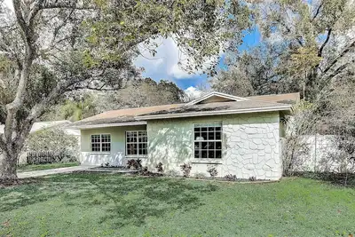 Image de Freshly Updated Home less than an hour from Disney