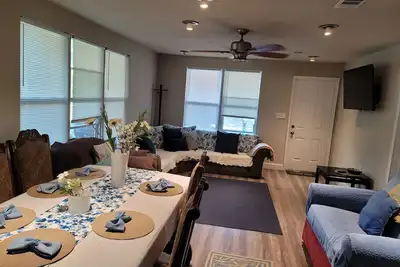 Image de Attractive house in the center of Milton