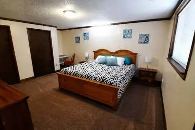 Image de Experience Hudson charm in our spacious 3-bedroom retreat