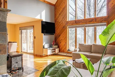 Image de Catskills mountain gateway house.