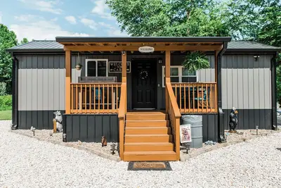 Image de New Tiny Lake Home