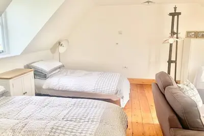Image de Central Ely 3 bed 2 bathroom smart apartment