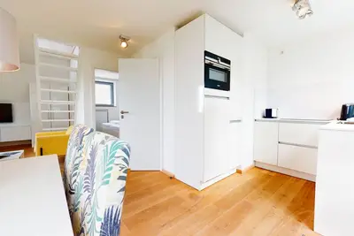 Image de Genießen Sie Ihren Urlaub im Malerischen Stadtkern von Hörnum, Das Haus Besteht