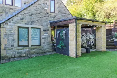 Image de Moor Cottage, character holiday cottage, with a garden in Uppermill