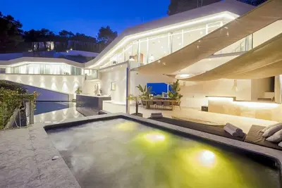 Image de Luxury villa 6 with sea views, pool, heated jacuzzi, spa, gym and club