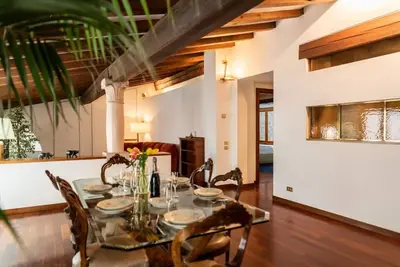 Image de Résidence de prestige Bra avec tourelle surplombant Vérone