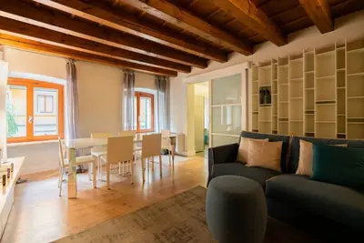 Image de Appartement moderne à 50 mètres de la Piazza Erbe