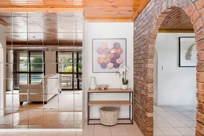 Image de Hobbit House Inspired 4br cozy Fairytale Cottage