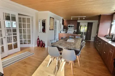 Image de Chalet chez Toutou avec spa, sauna, piscine