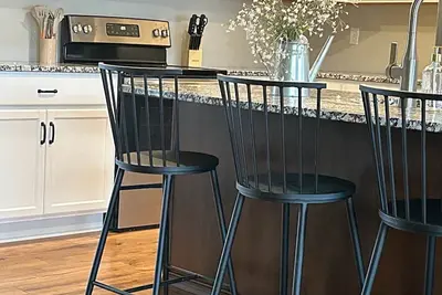 Image de Cozy Columbia Home * Pool and Park! *