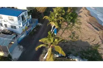 Image de Beachfront Ocean Front 1