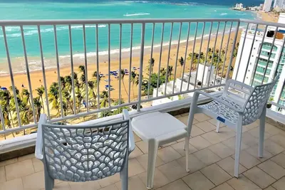 Image de Mb17- One Bedroom with Ocean Front Balcony