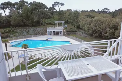 Image de Soleil  Chill  Vue pinède et piscine chauffée aux Sables d’Olonne