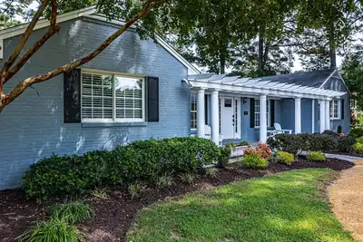 Image de High Tide: Spacious Comfort Next to Tides Inn