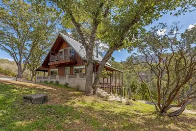 Image de Charming Sequoia National Forest Cabin with Breathtaking Views