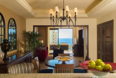 Image de Grand Suite Room, Ocean View, with Private beach behind the Arch & Golf Pass