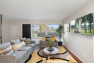 Image de Beautiful 2 Bedroom Condo Designed for Comfort