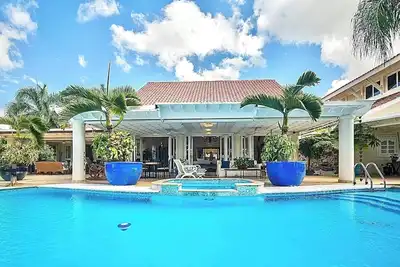 Image de Country House Prestigious Villa located in hills