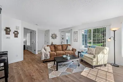 Quaint and Quiet Condo by State Park