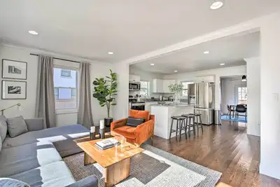 Image de Sleek + Sunny Decatur Home Near Dtwn Atlanta!