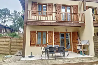 Image de Messanges, maison mitoyenne entre plage et village