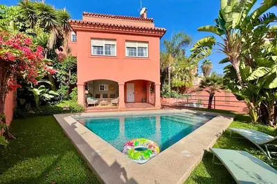 Image de 4 Bdr Villa Close To Puerto Banus, Private Pool, Aircon, Wifi