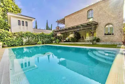 Image de New 4bbr villa very close from Puerto Banús