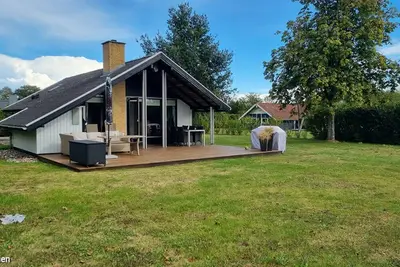 Image de Strandnahes Ferienhaus mit Gemütlicher Einrichtung