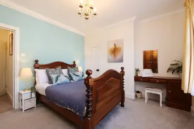 Image de 59 Moss Green-close to the city centre-with free parking