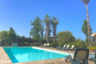 Image de Villa La Primera With Private Pool 5 km from the sea