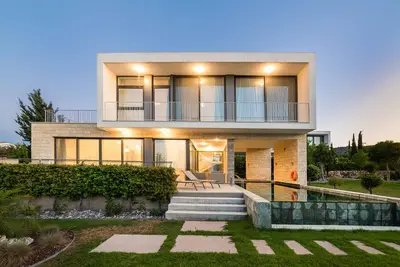 Image de Luxurious villa with private access to the beach. Perfect for a family holiday!