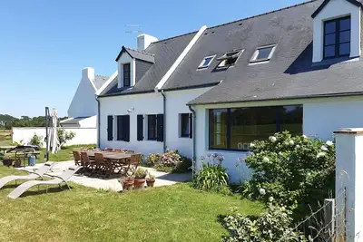 Image de Très belle maison belleiloise 4* avec grand jardin privatif