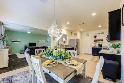 Image de French Country Home 9 miles from Hobby Airport