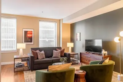 Image de Walkers Paradise & Stunning Eclectic Digs!