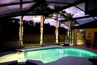 Image de 4 Bed Villa With Private South Facing Pool, Extended Sun Deck And Spa.