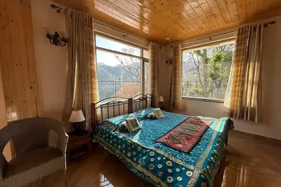Image de Private Cottage near Mall Road + Mountain view