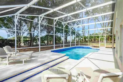 Image de Hollybrook @ Hampton Lakes, a 4 bed 3 bath pet friendly luxury west facing home